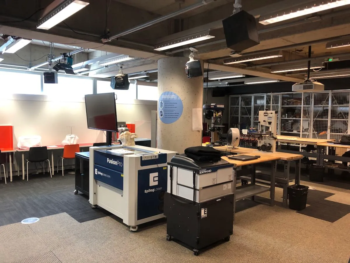 A publicly available laboratory for the invention of prototypes.